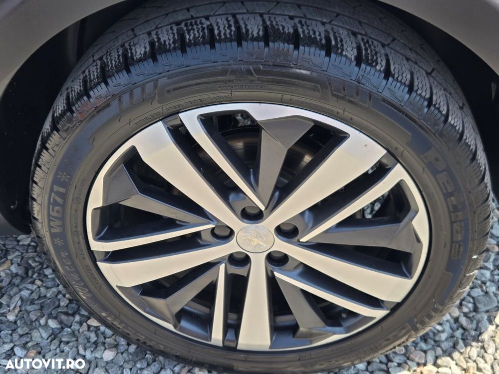 Peugeot 5008 BlueHDI 180 EAT8 GT - 14