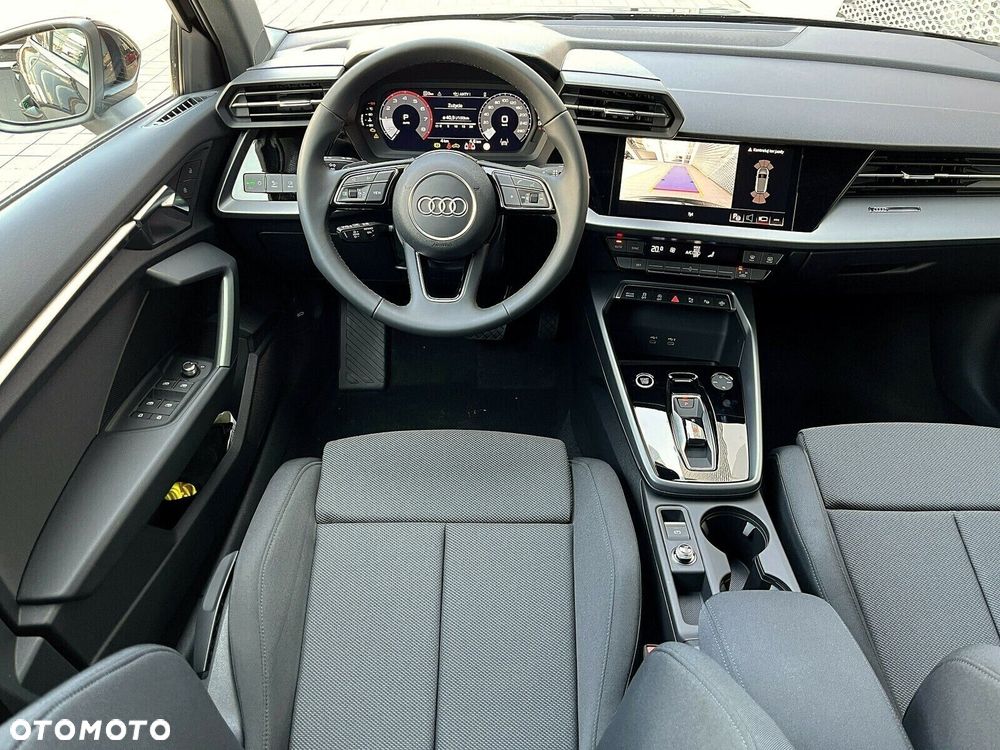 Audi A3 Sportback - 4
