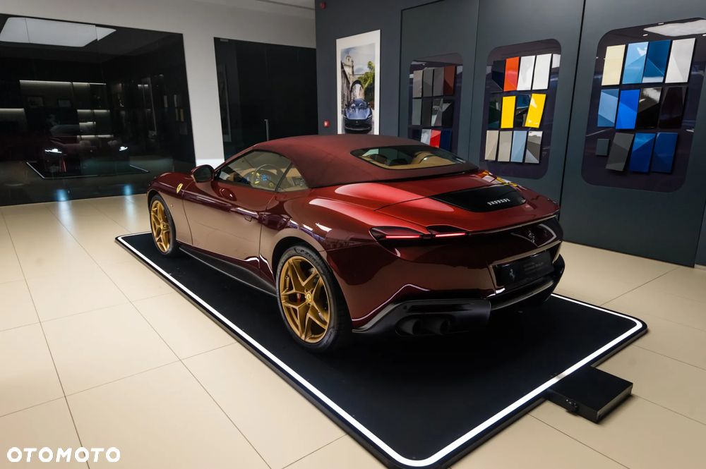 Ferrari Roma Spider - 9