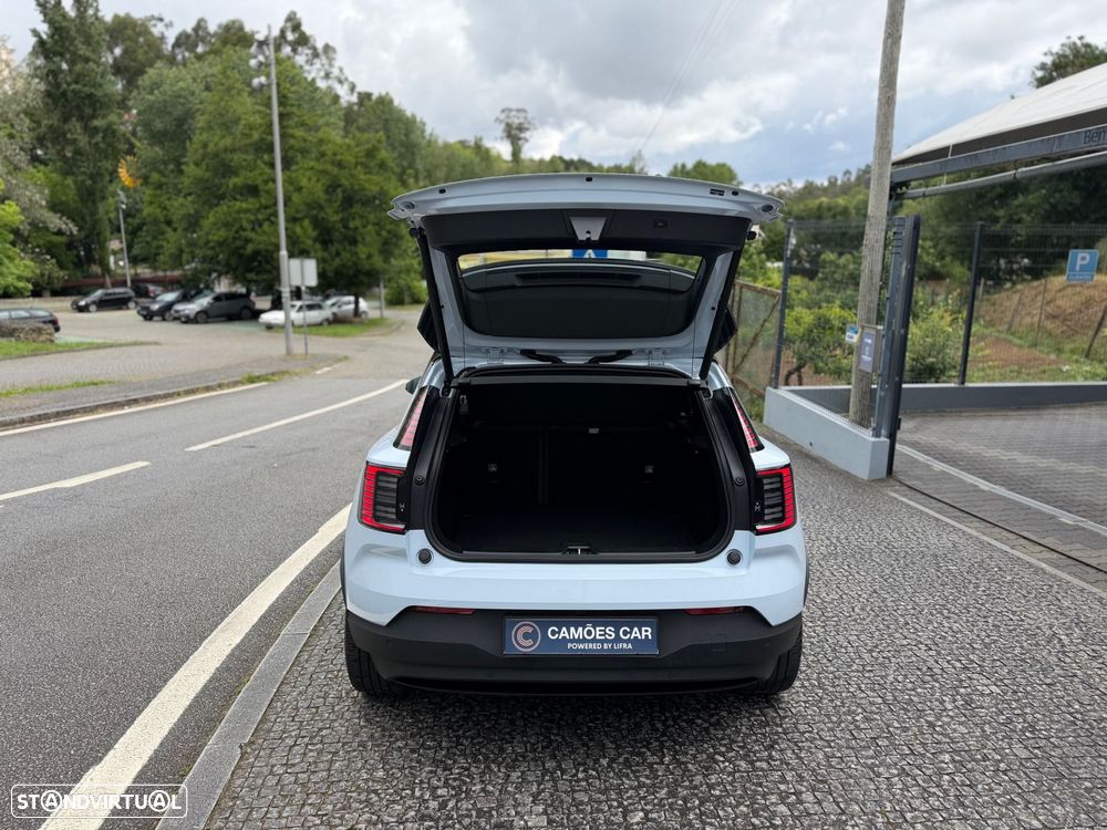 Volvo EX30 69 kWh Single Motor Extended Range Plus - 9
