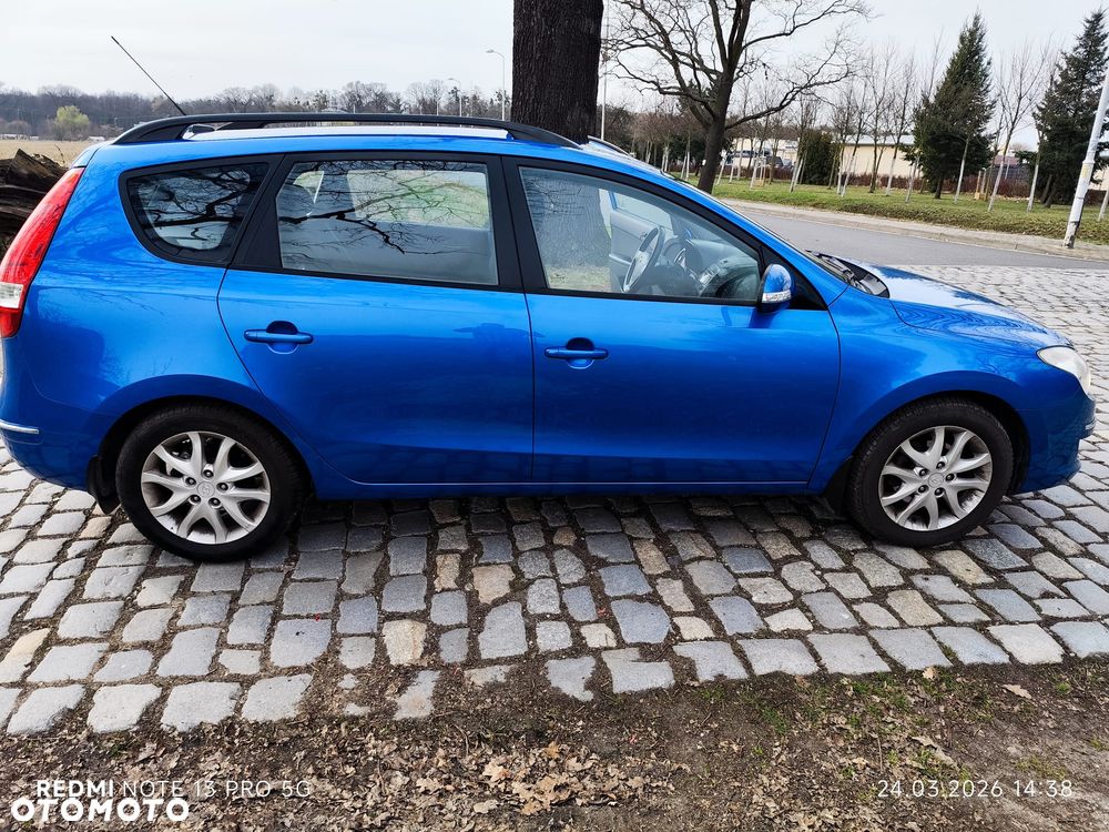 Hyundai i30 1.6 blue Comfort - 2