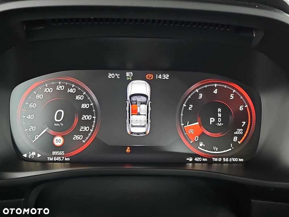 Volvo XC 40 T4 AWD Momentum Pro - 12