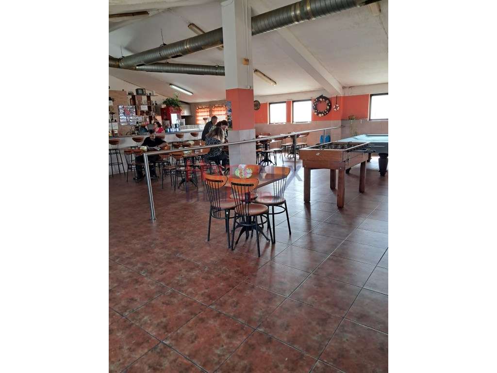 Trespasse de café na Gafanha da Nazaré - Aveiro - Grande imagem: 3/25