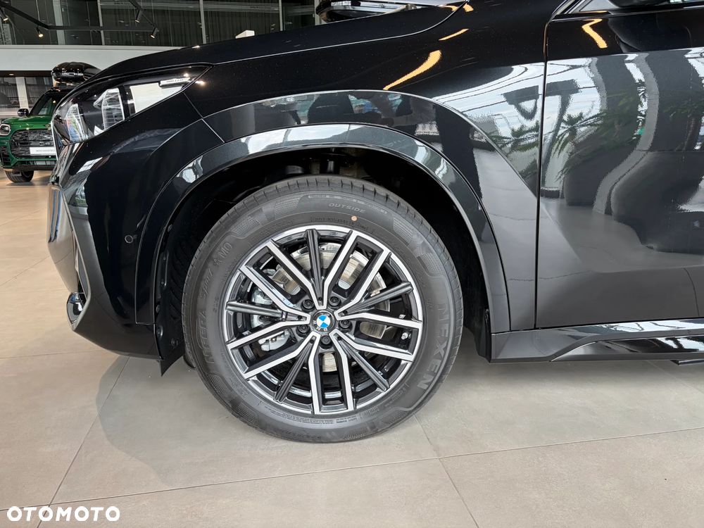 BMW X1 sDrive20i mHEV - 10