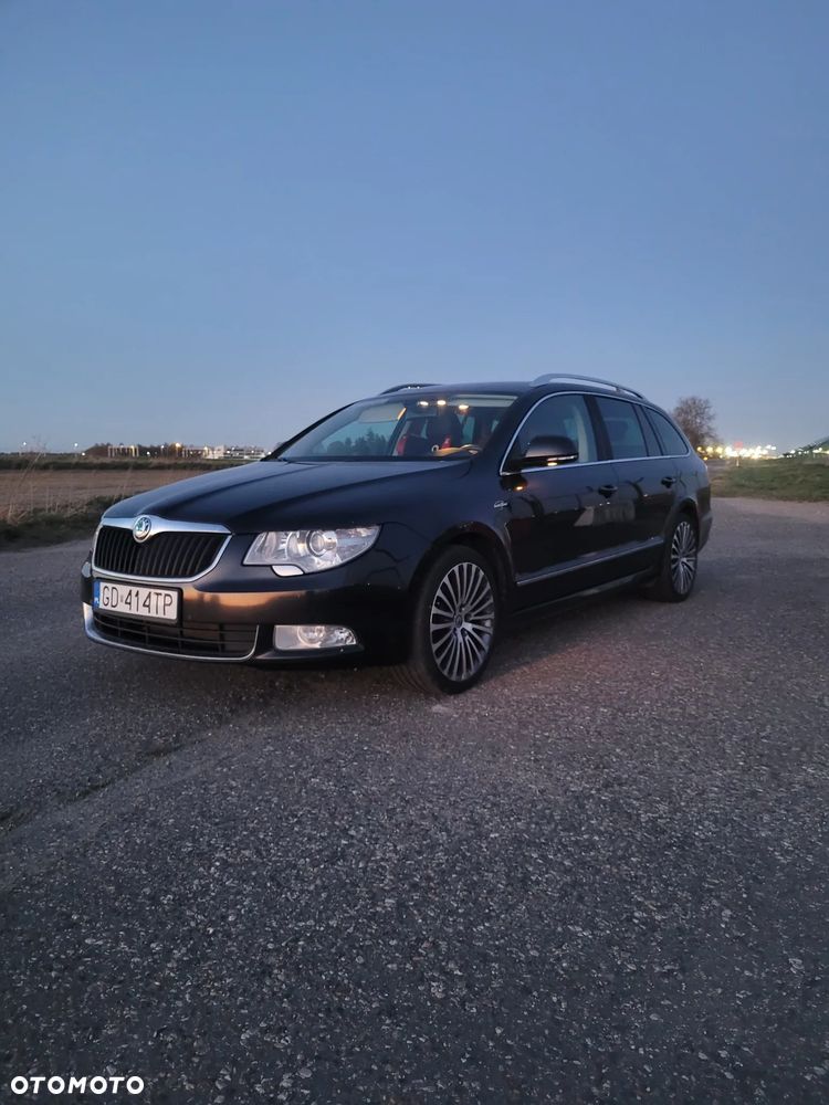 Skoda Superb 2.0 TDI Green tec L&K - 2