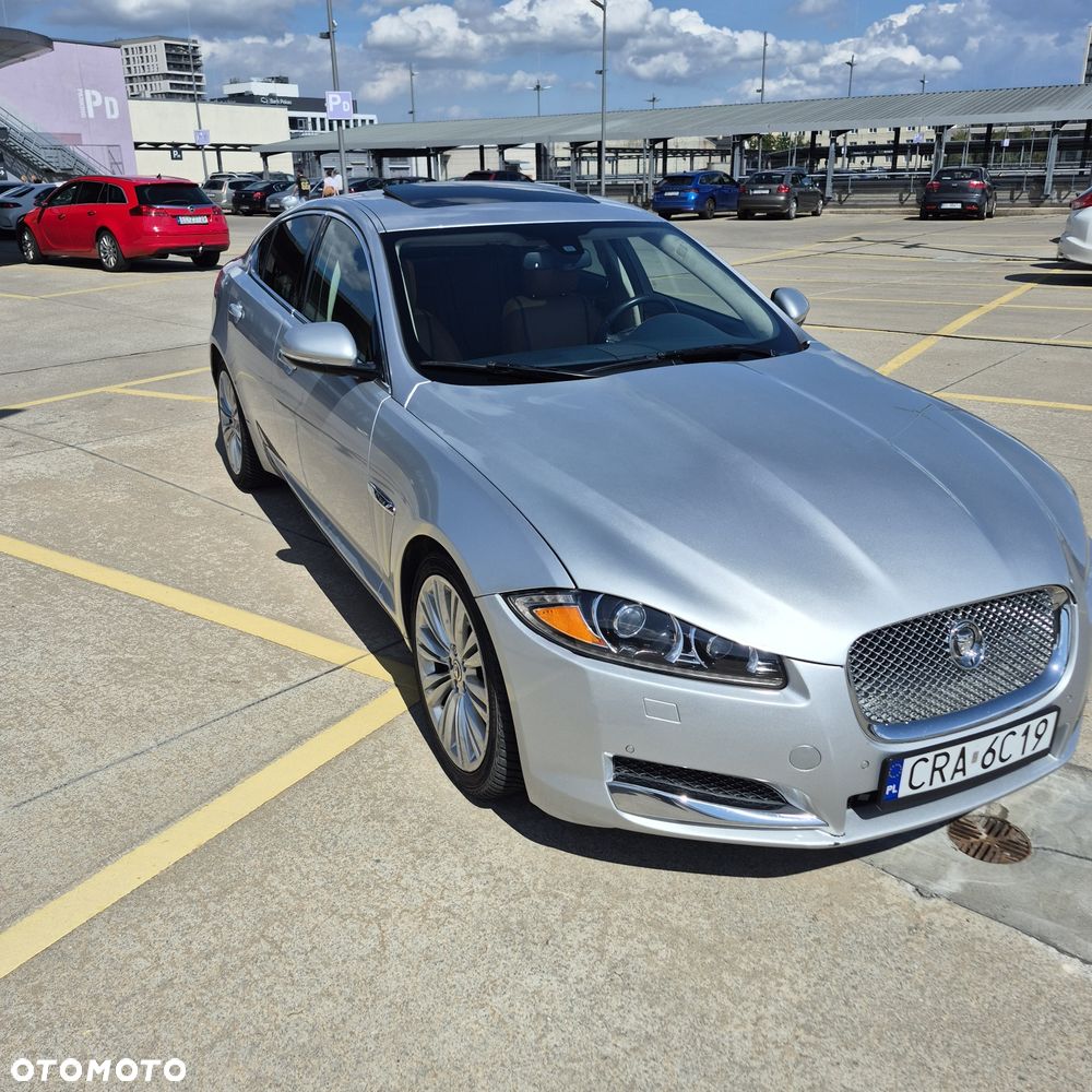 Jaguar XF - 1