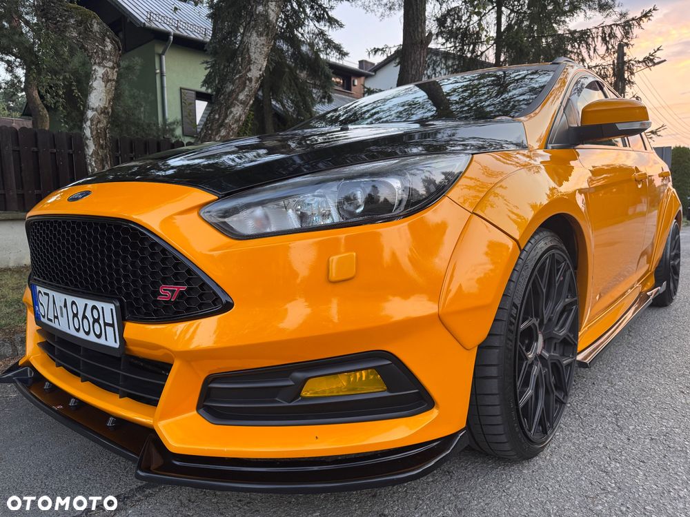 Ford Focus 2.0 EcoBoost ST - 5