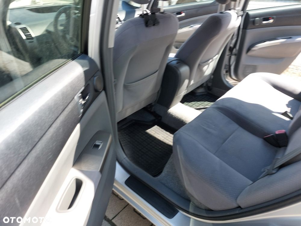 Toyota Prius - 7