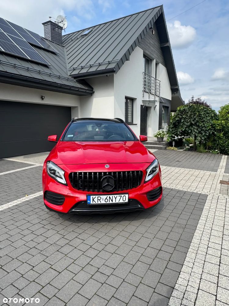 Mercedes-Benz GLA 250 4-Matic AMG Line - 5
