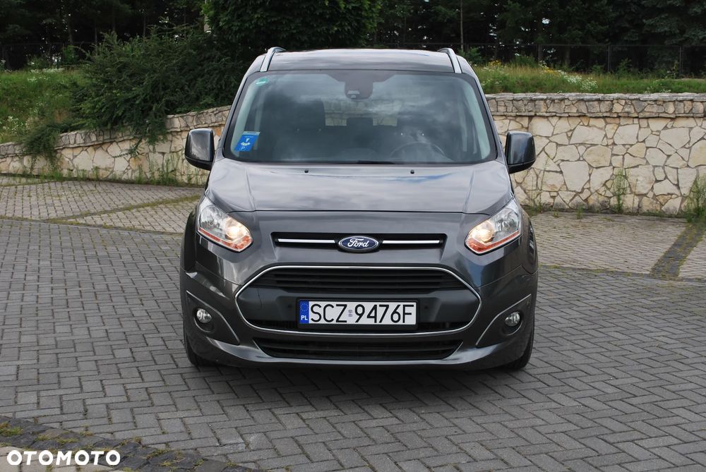 Ford Tourneo Connect Grand - 12