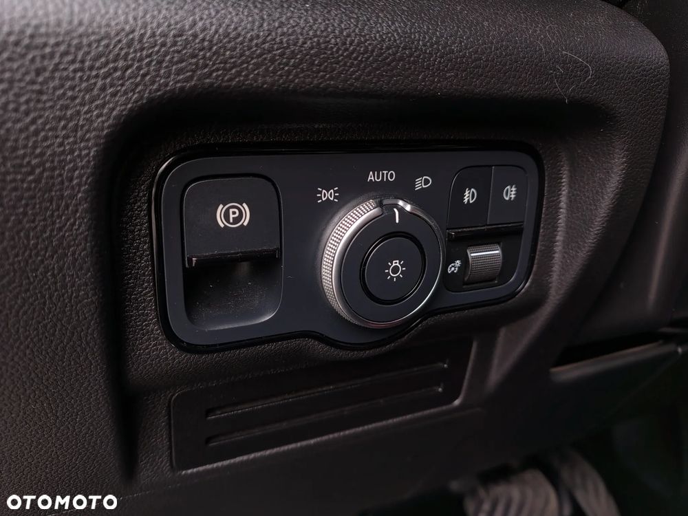 Mercedes-Benz Citan - 12