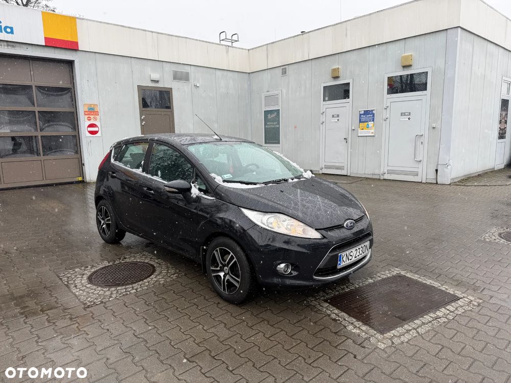 Ford Fiesta 1.25 Ambiente EU5 - 6