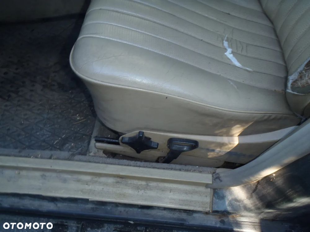 fotel kanapa tapicerka obicie boczek podłokietnik zagłówek skóra mercedes w 124 w124 - 11