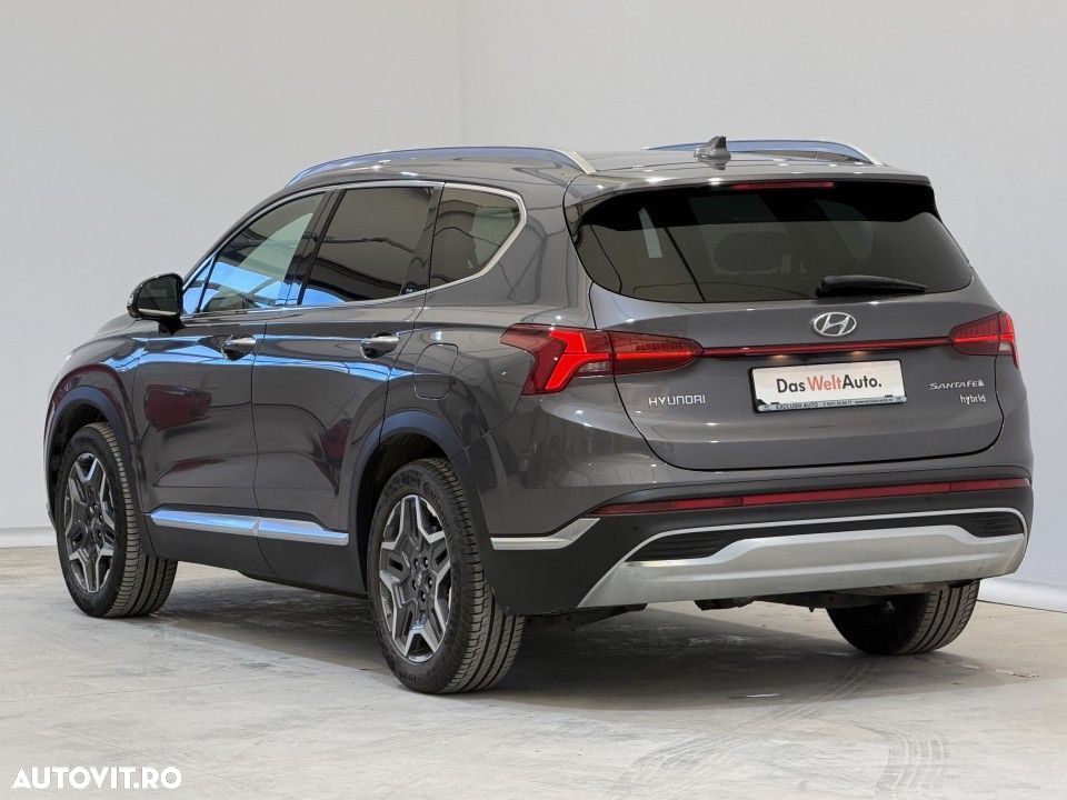 Hyundai Santa Fe - 3