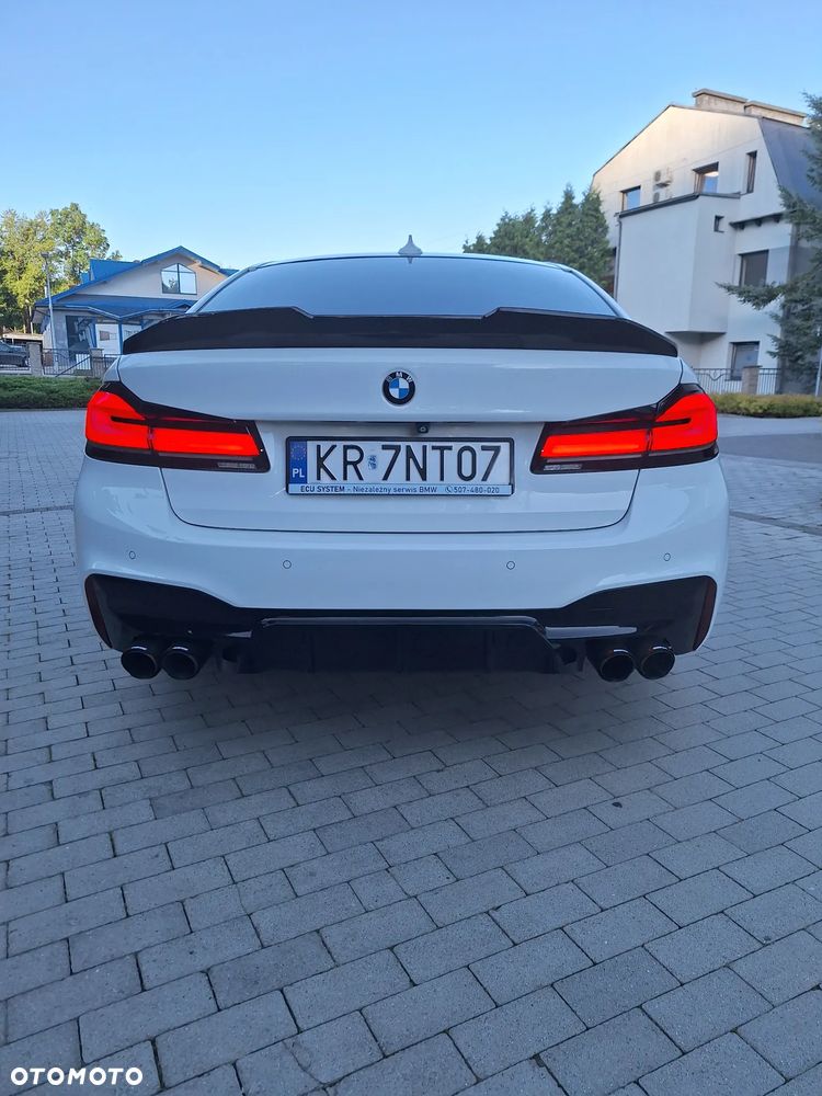 BMW Seria 5 530i xDrive Sport Line sport - 22