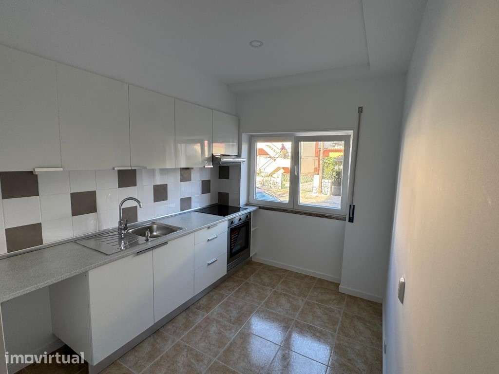 Apartamento T4 Cruz de Pau, Amora - Grande imagem: 2/19