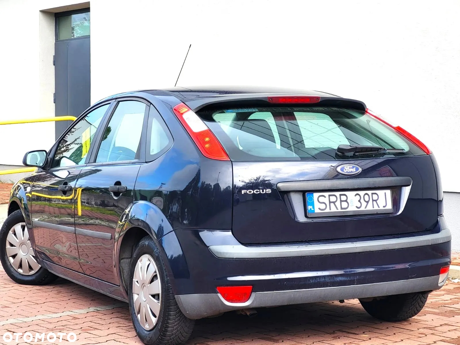 Ford Focus 1.4 Trend - 8