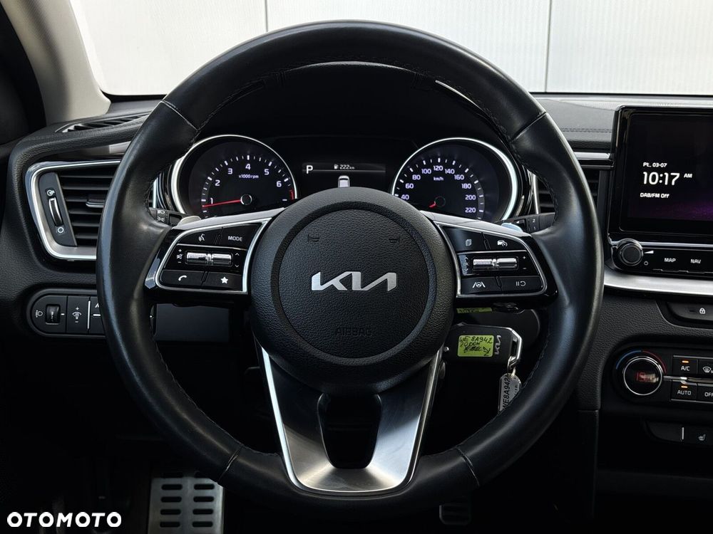 Kia Ceed 1.5 T-GDI Business Line DCT - 14