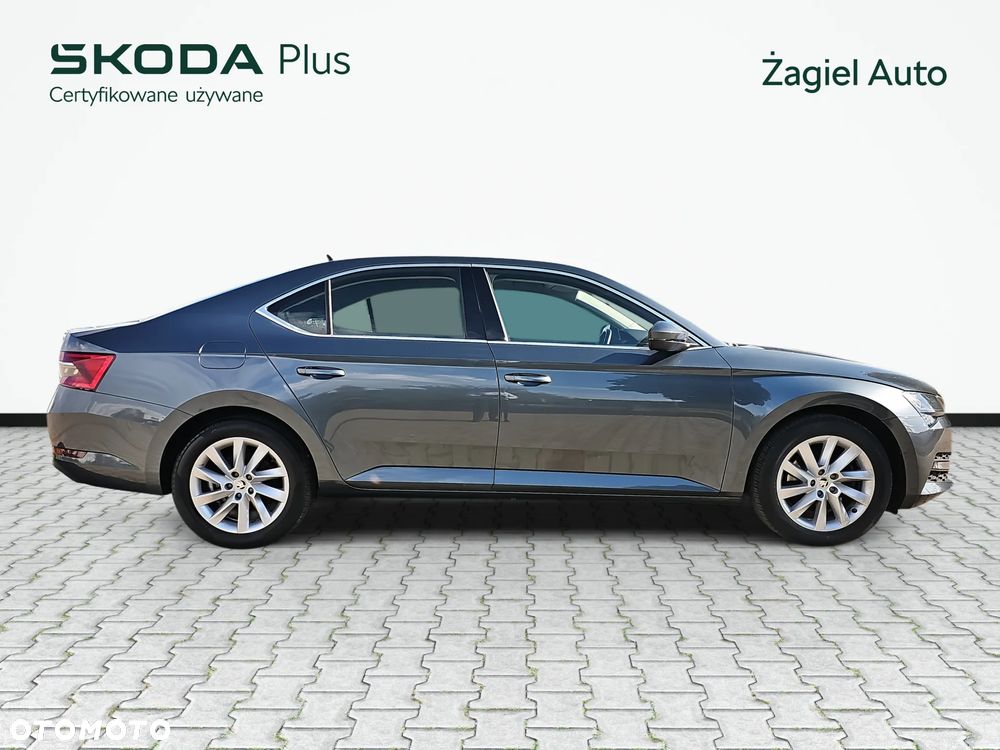 Skoda Superb 2.0 TDI Ambition DSG - 6