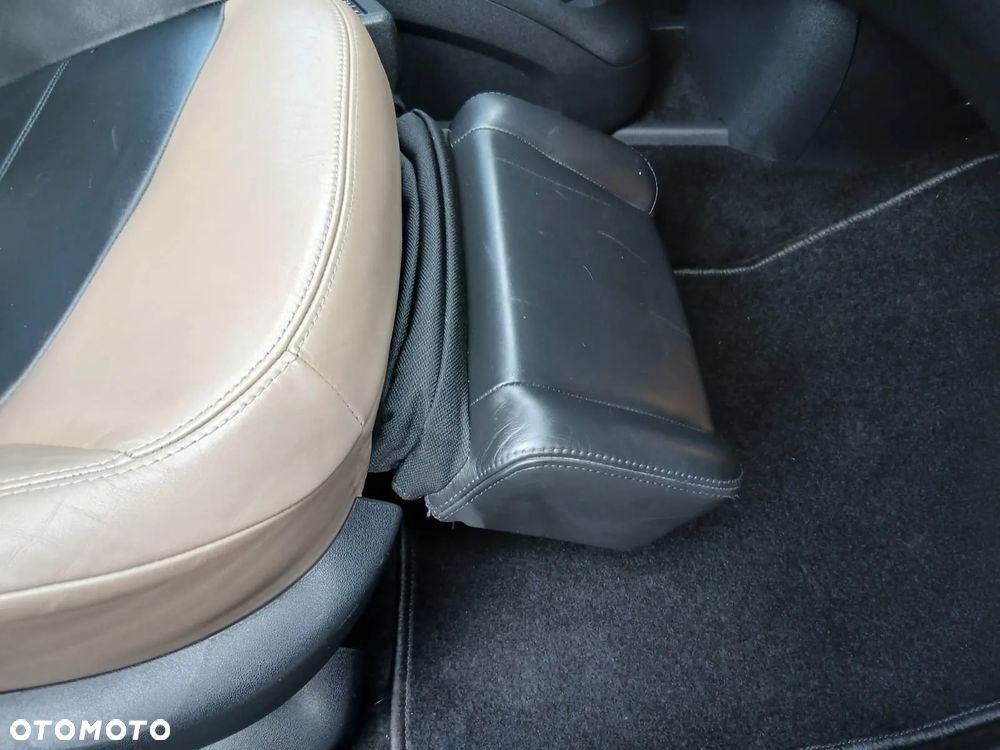Citroën C4 Picasso BlueHDi 120 Exclusive - 32