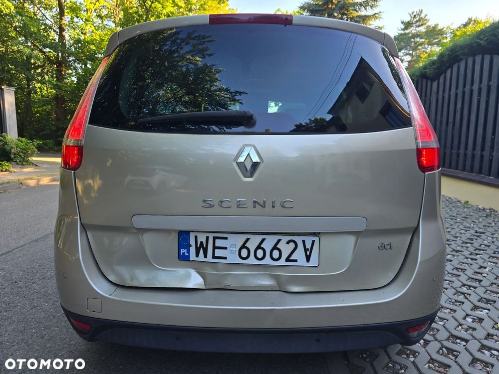 Renault Scenic - 11