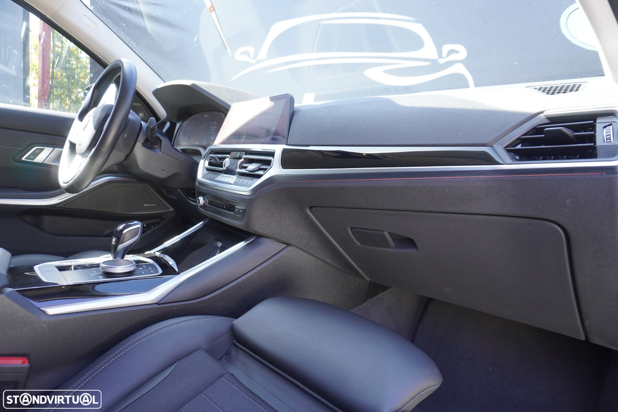 BMW 330 e Touring Line Sport Auto - 8