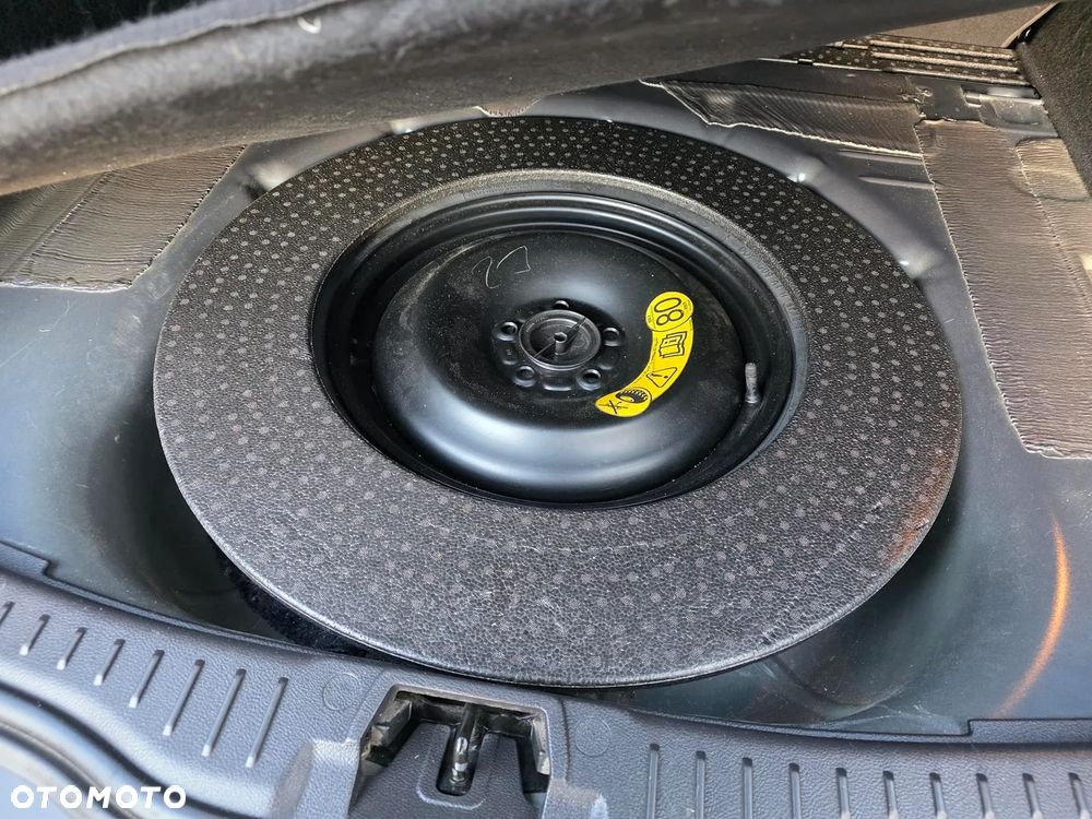 Ford Focus 1.0 EcoBoost Ambiente - 34