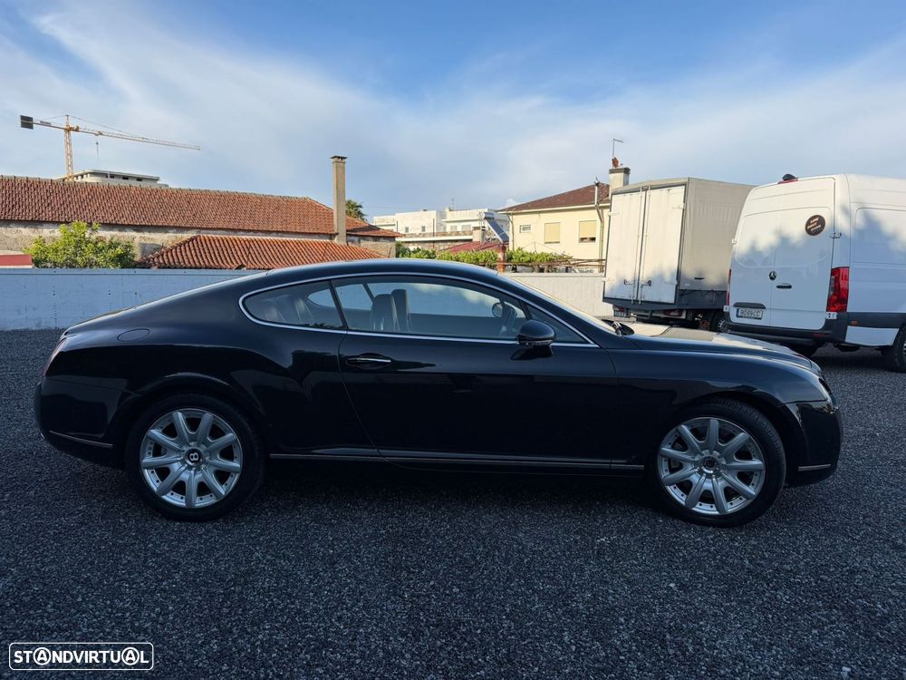 Bentley Continental GT - 12