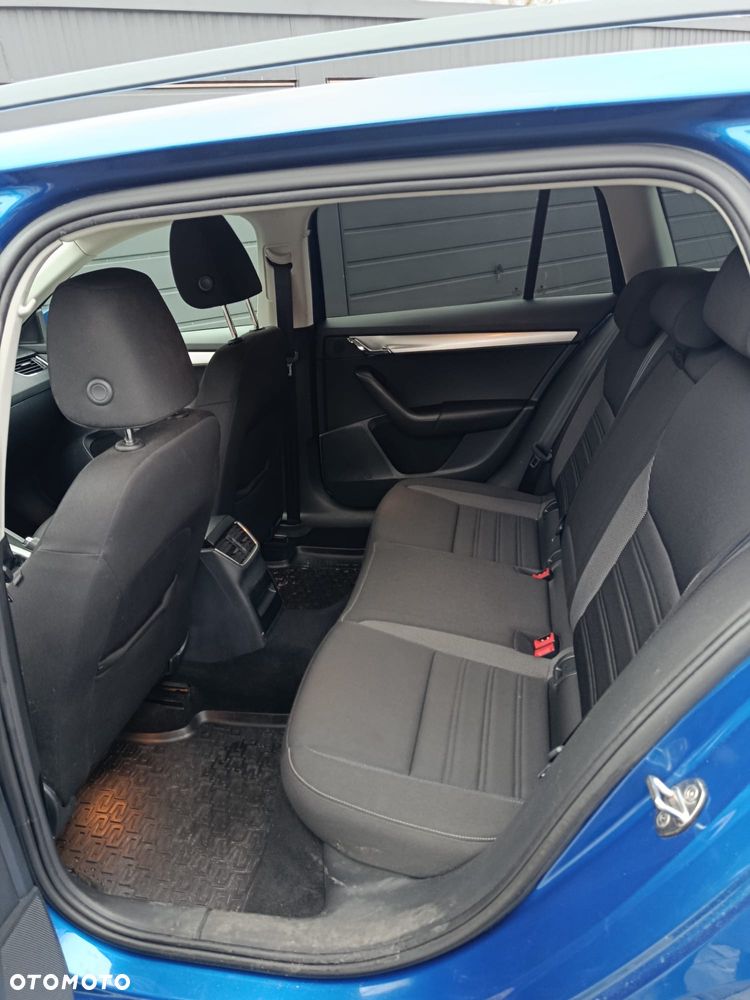 Skoda Octavia 1.6 TDI SCR Style - 11