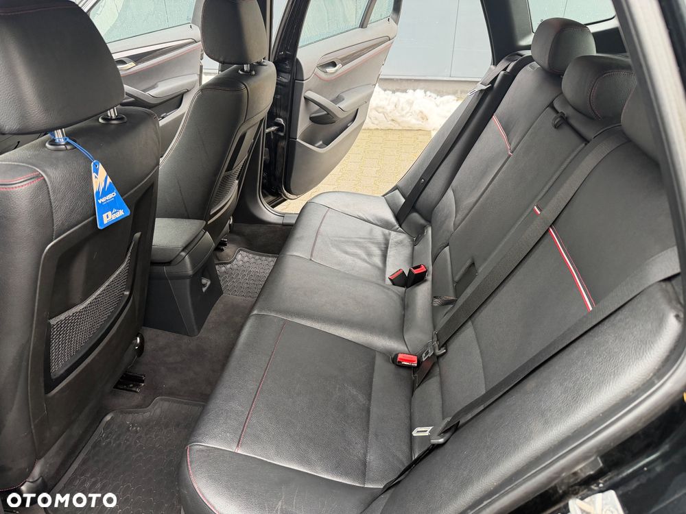 BMW X1 xDrive20d xLine - 12