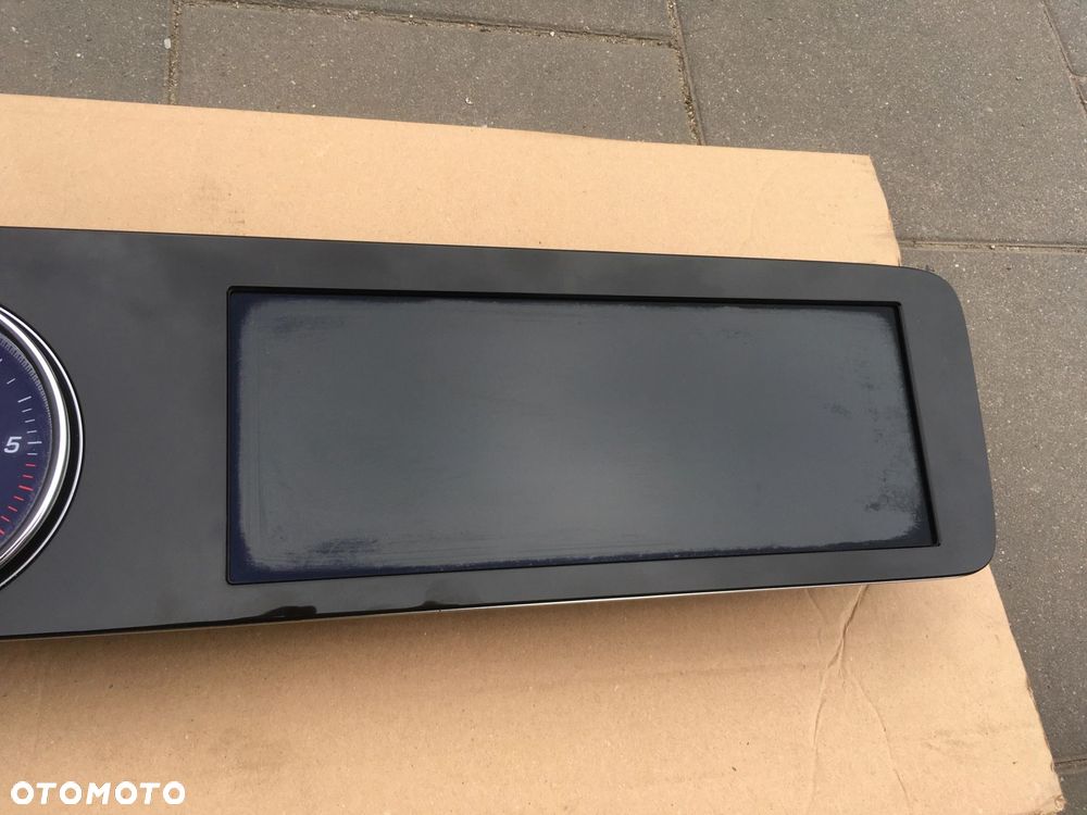 LICZNIK ZEGARY MERCEDES BENZ W213 A2135404886 - 2