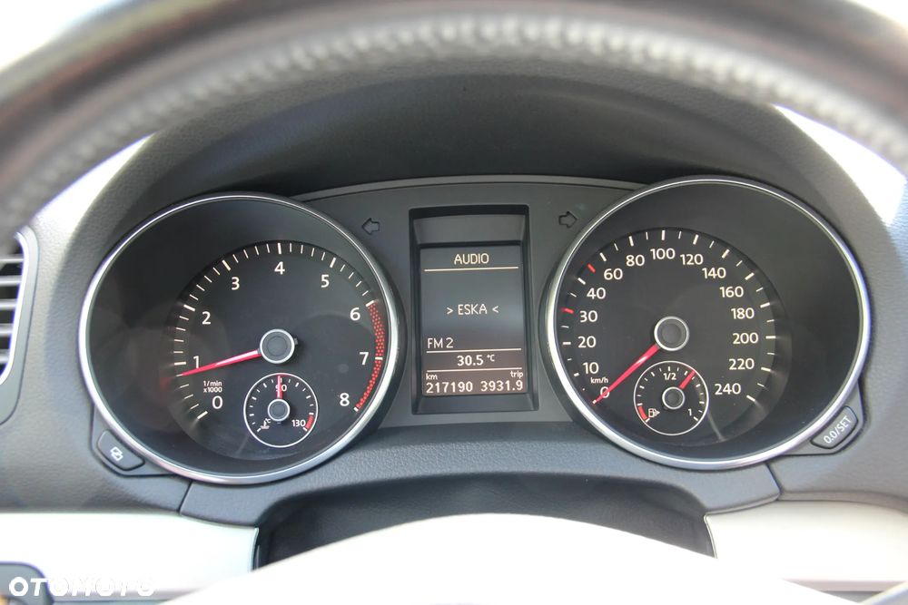 Volkswagen Golf - 20