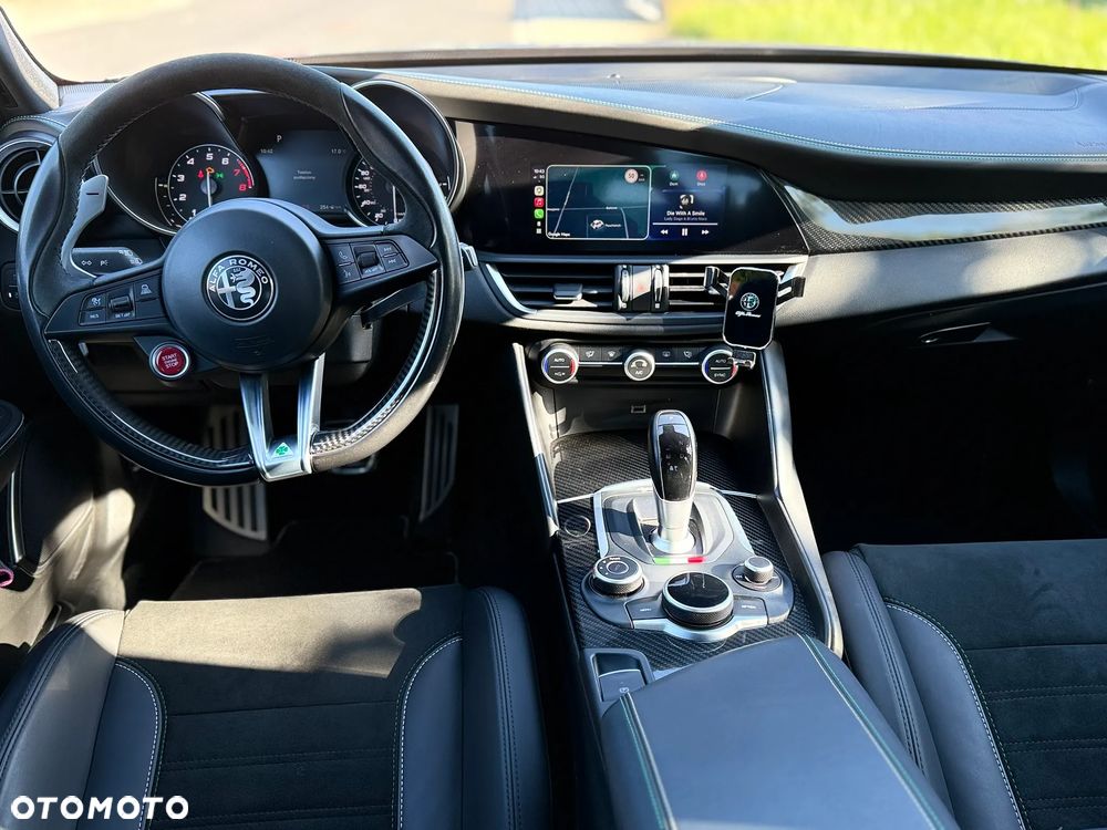 Alfa Romeo Giulia 2.9 Bi Turbo V6 Quadrifoglio - 28