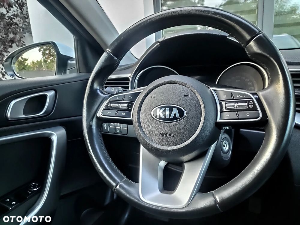 Kia XCeed 1.6 CRDi SCR M - 17