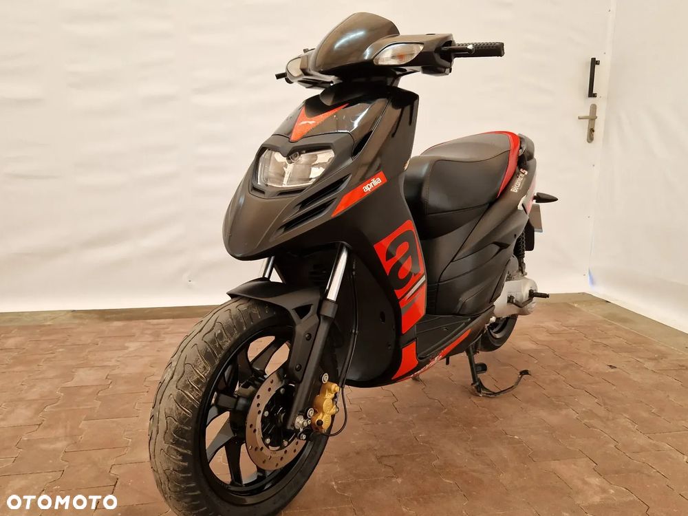 Aprilia SR - 1