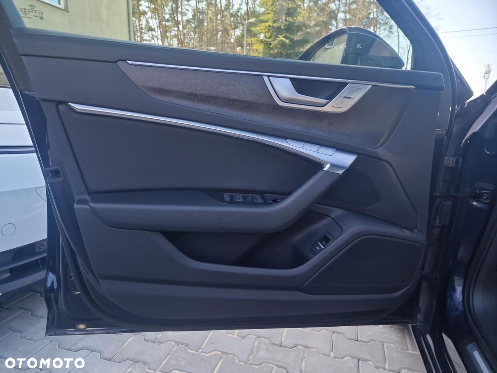 Audi A6 Avant - 10
