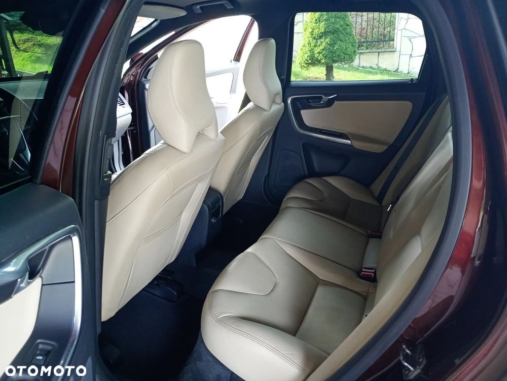 Volvo XC 60 D4 Geartronic Kinetic - 12