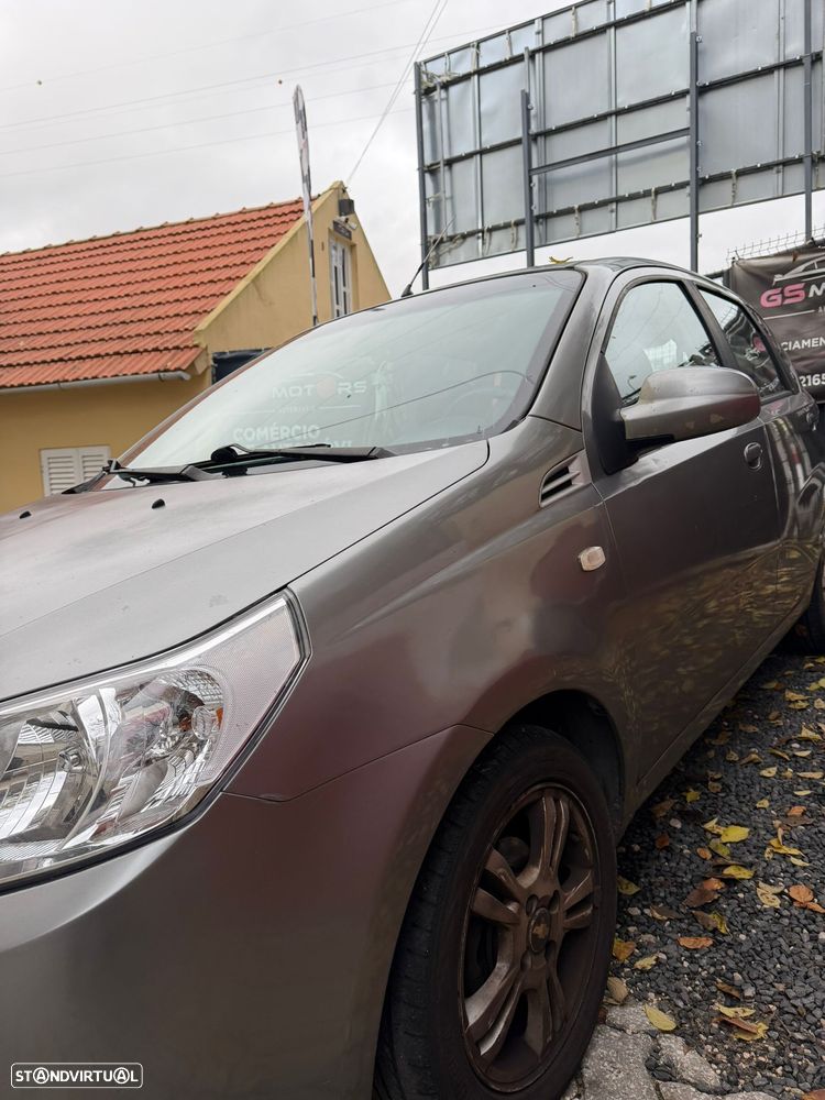 Chevrolet Aveo 1.2 L - 9