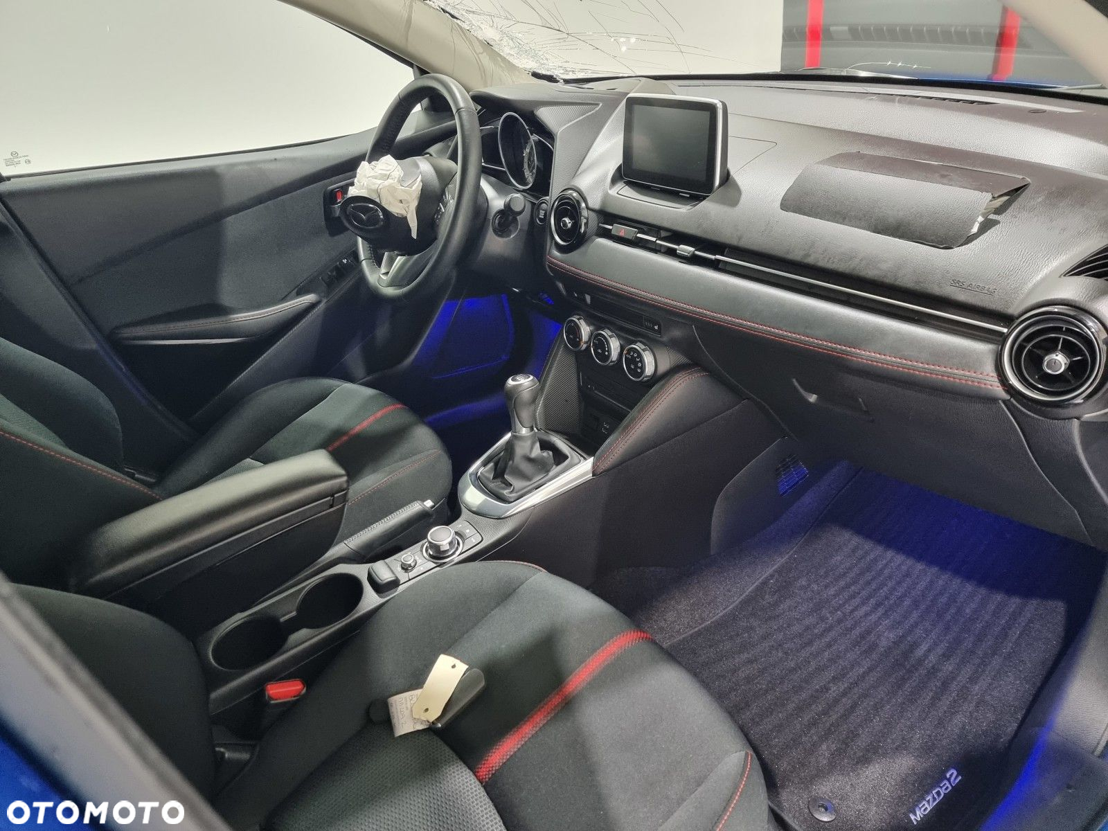 Mazda 2 - 13