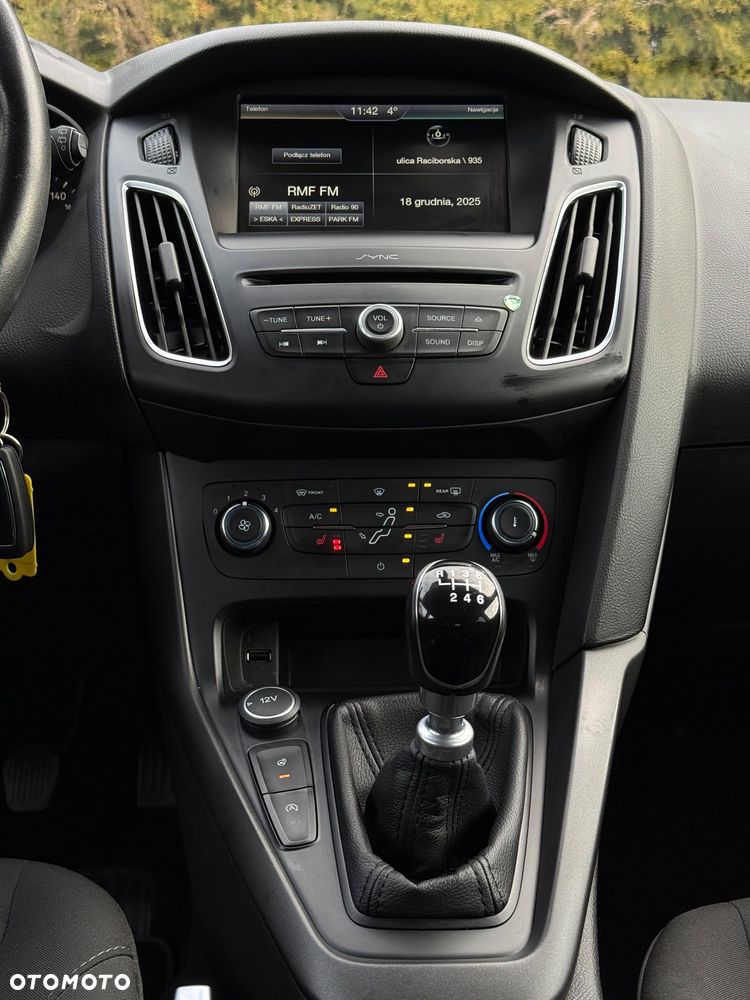 Ford Focus 1.0 EcoBoost Titanium - 13