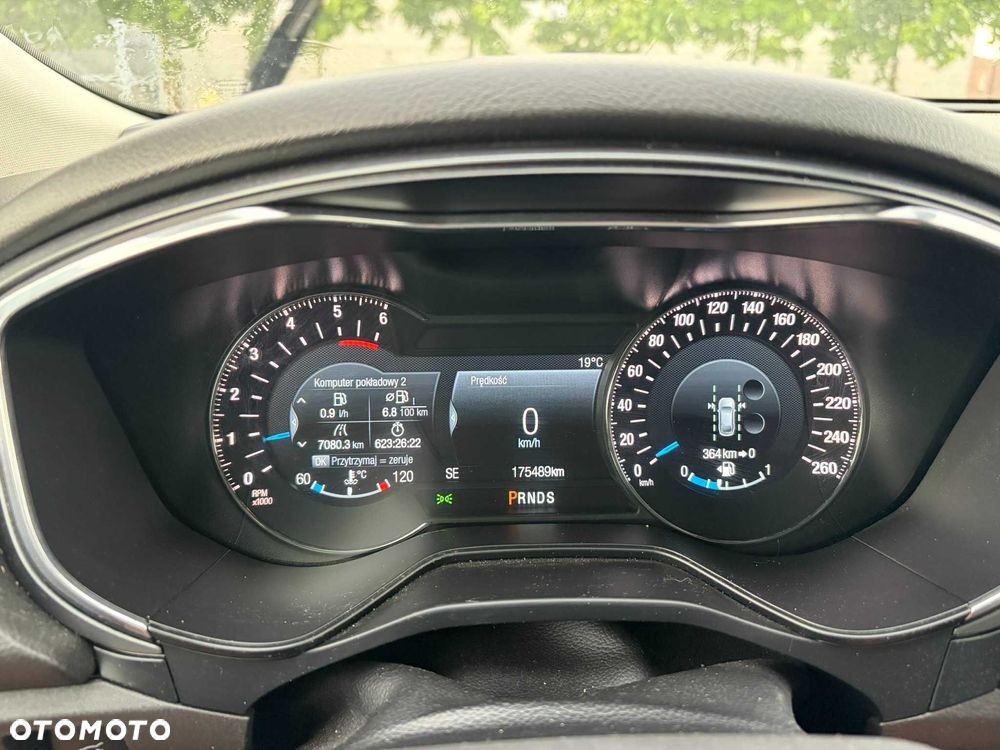 Ford Mondeo - 1