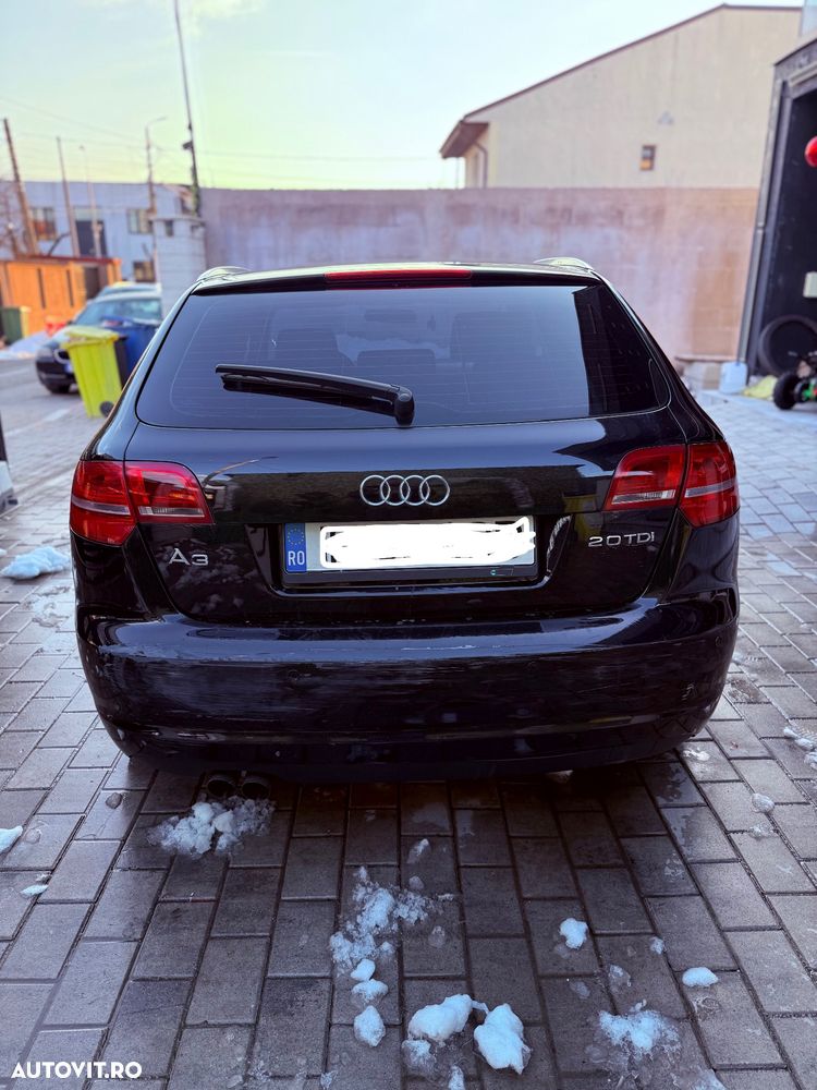 Audi A3 2.0 TDI S-Tronic Ambiente - 2