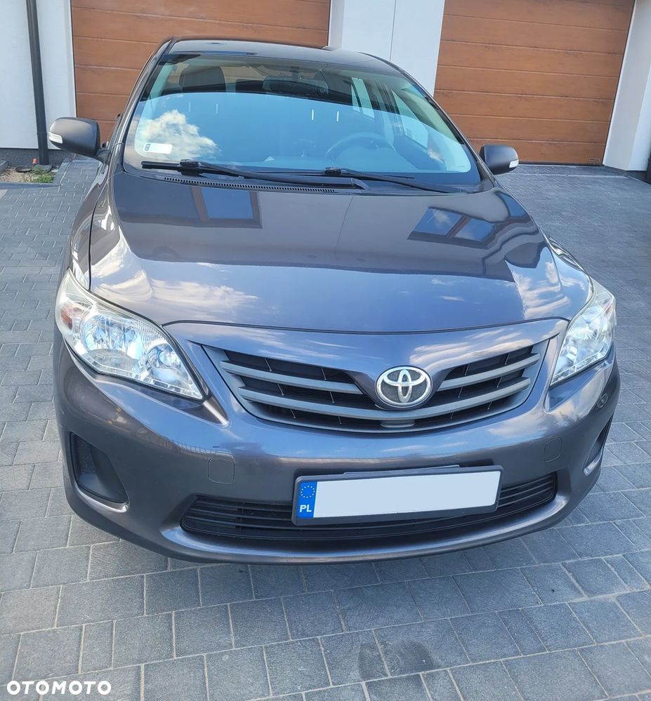 Toyota Corolla - 4