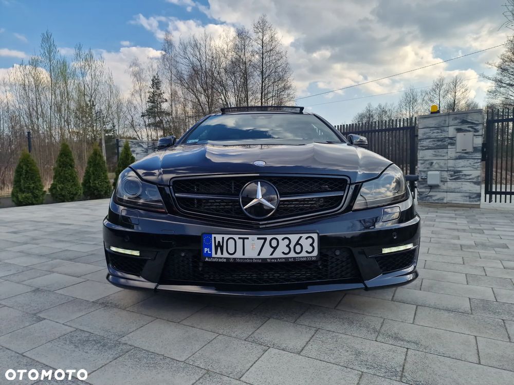 Mercedes-Benz Klasa C 63 AMG AMG SPEEDSHIFT MCT AMG Performance Package Edition 1 - 14