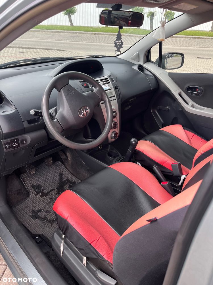 Toyota Yaris 1.0 Luna A/C - 5