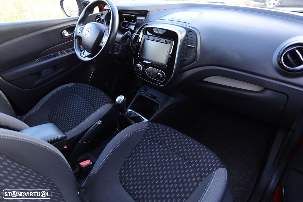 Renault Captur 1.5 dCi Exclusive - 17
