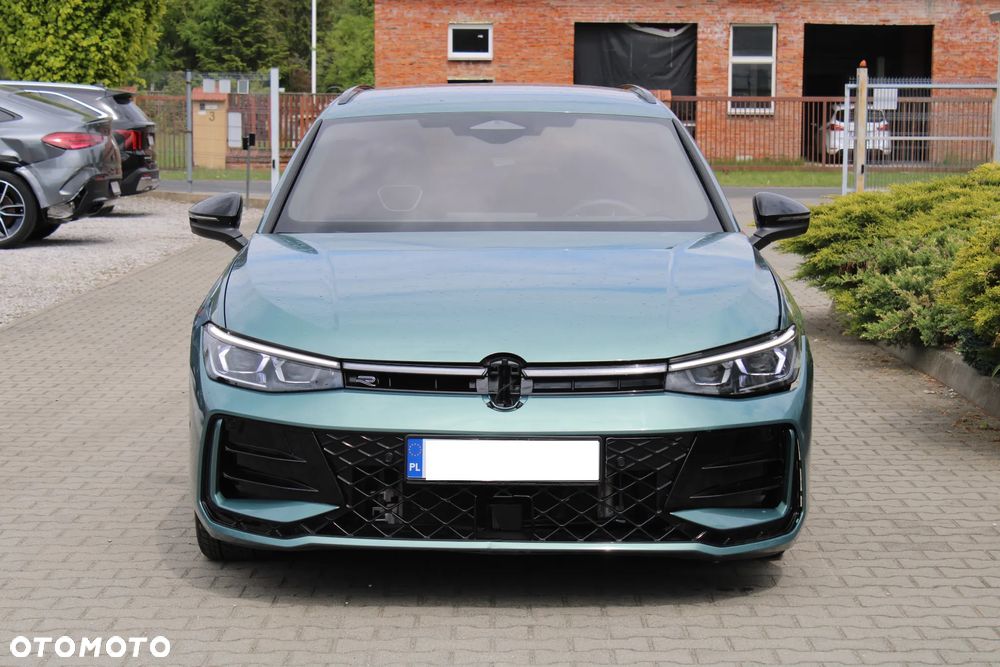 Volkswagen Passat Variant 2.0 TDI SCR 4Mot R-Line DSG - 3