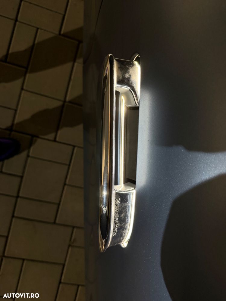 Mercedes-Benz E 220 d 4Matic 9G-TRONIC Edition AVANTGARDE - 9