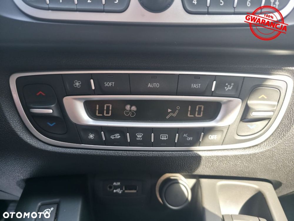 Renault Scenic - 31