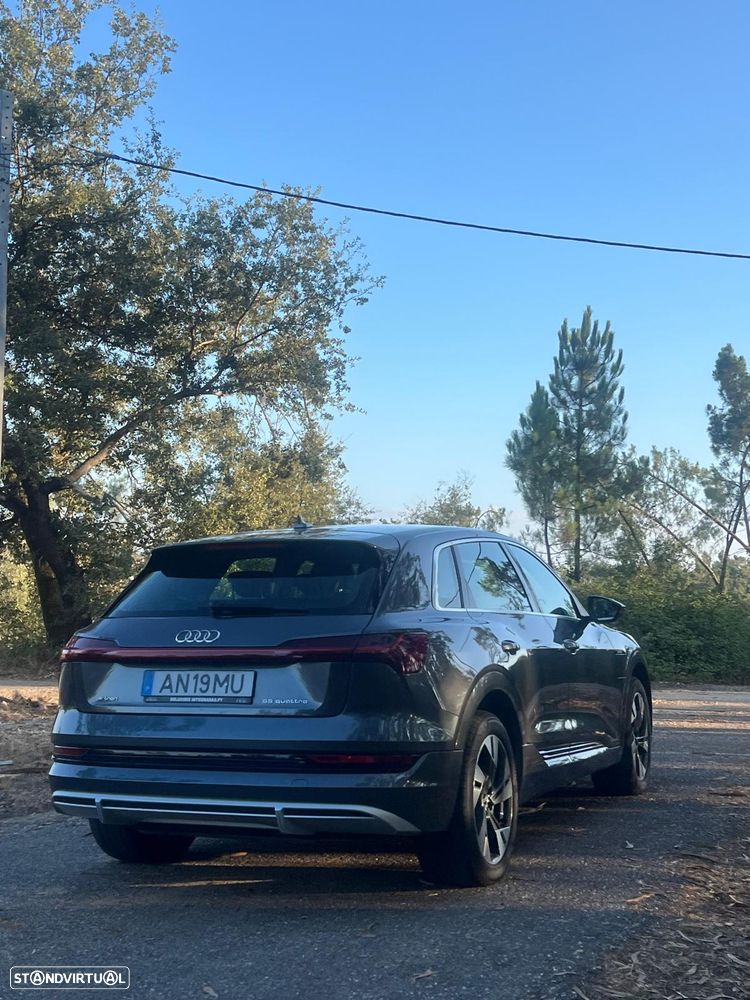 Audi e-tron 55 quattro S line - 22